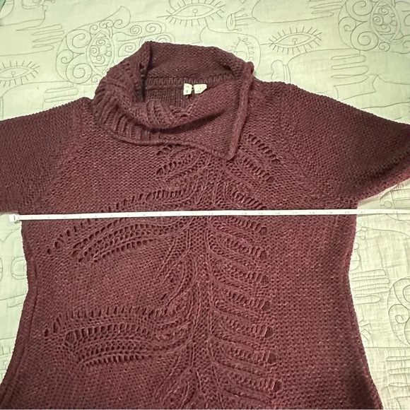 Anthropologie Moth Beautiful Cozy Burgundy Sweater Size M - Picture 8 of 11